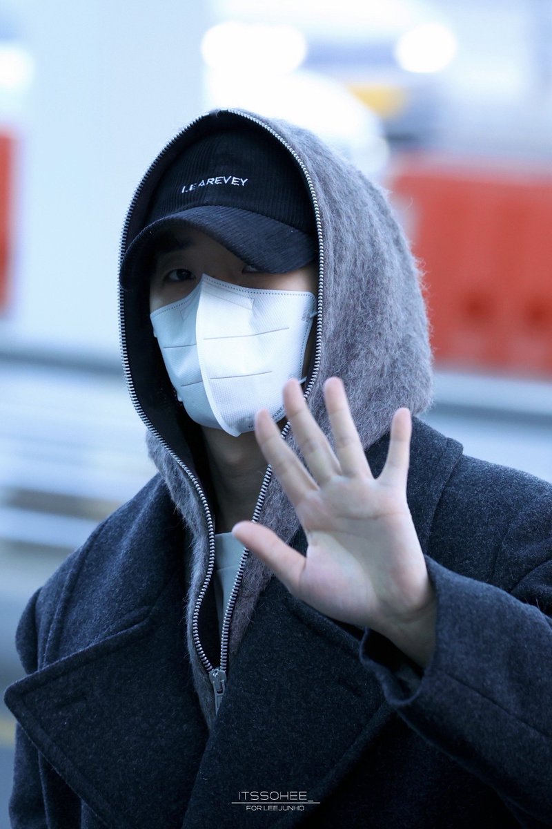 20260130 인천-방콕 출국 ✈️
-
👋🏻
-
#이준호 #LEEJUNHO #JUNHO #출국 #방콕