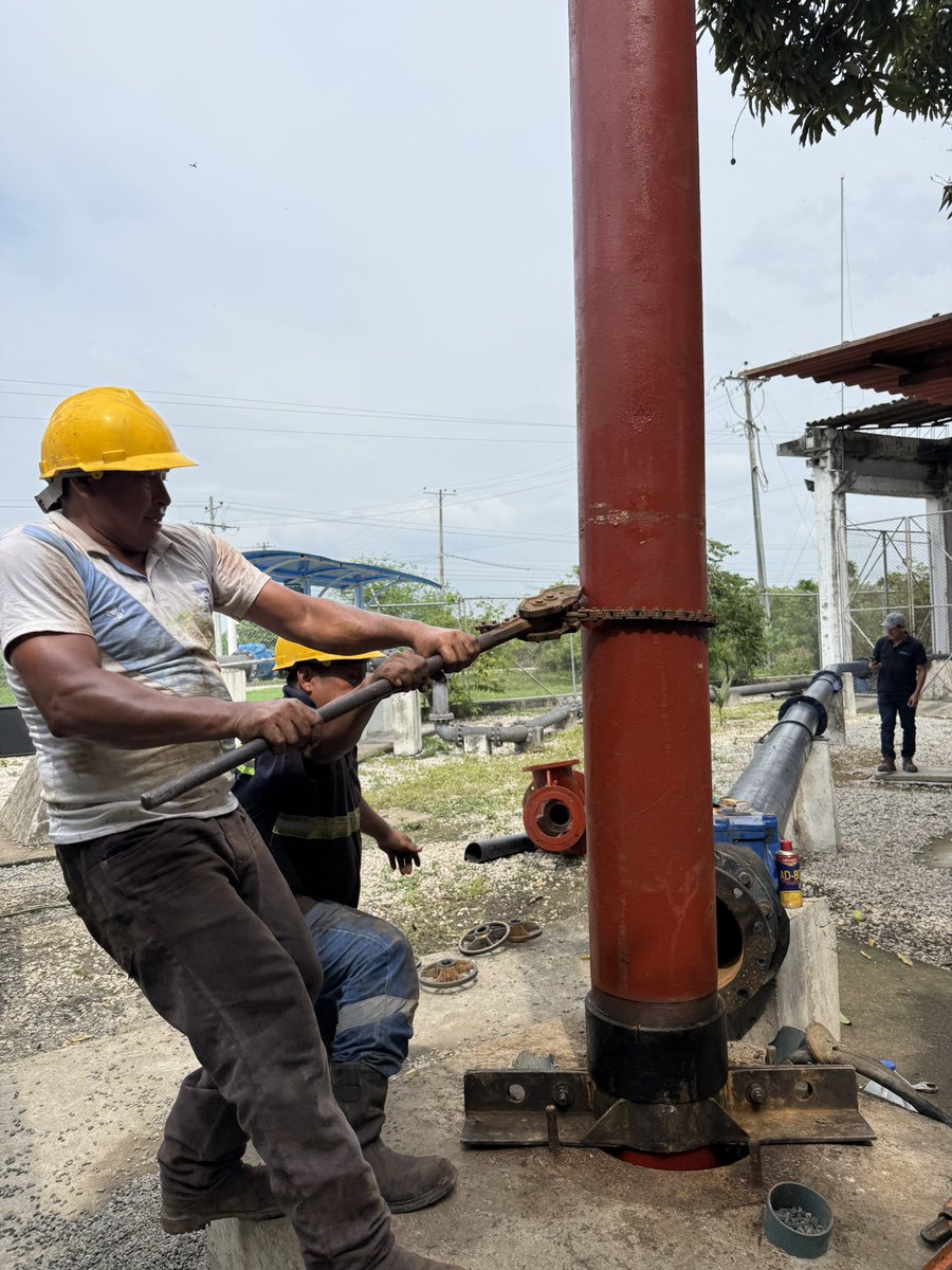 En el Chobo, realizamos el mantenimiento integral del equipo de bombeo, fortaleciendo la operatividad del sistema.

Estas acciones forman parte del trabajo planificado que permite mantener los pozos activos y operativos al servicio de la ciudadanía.