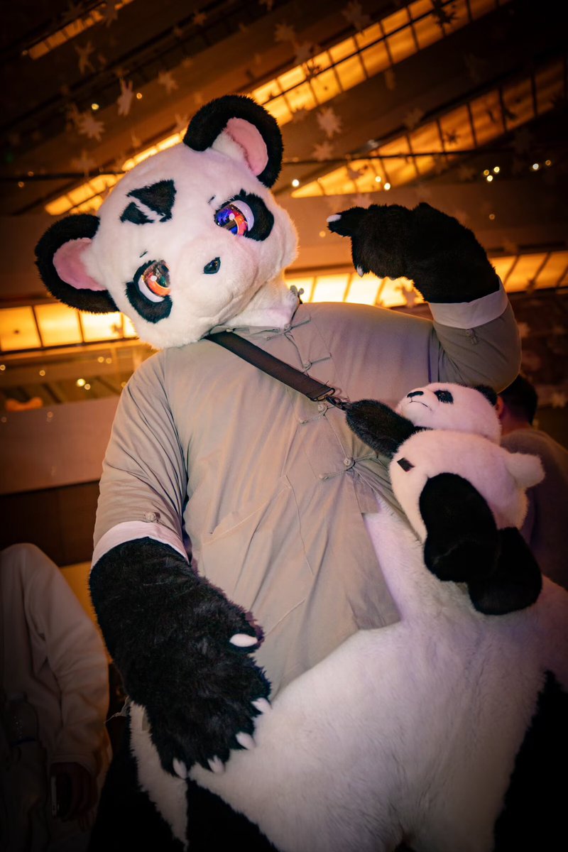 EEmaster tweet media