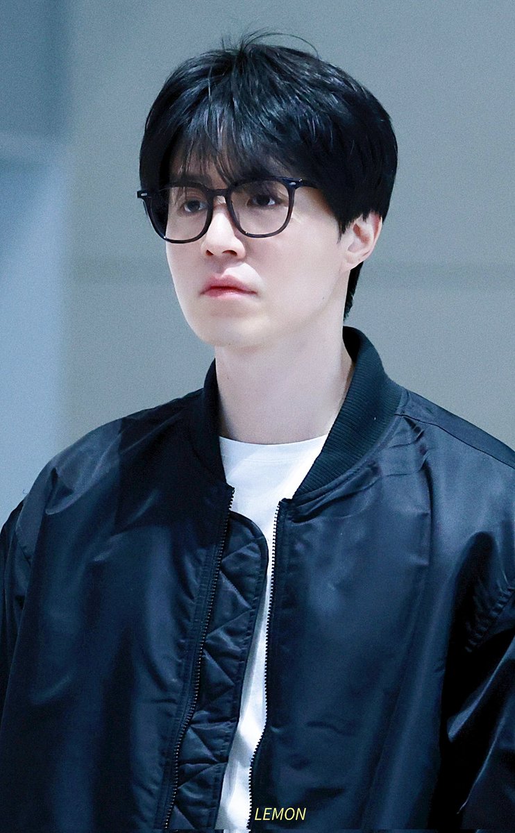 260130 ICN 출국 🍋
👓🖤
#이동욱 #LeeDongWook #イドンウク