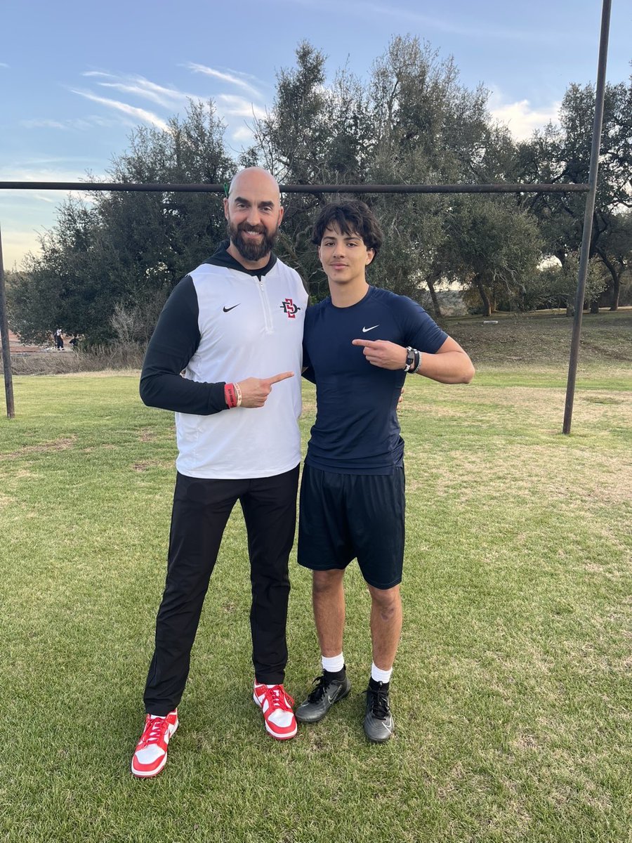 Noah Johnson tweet media