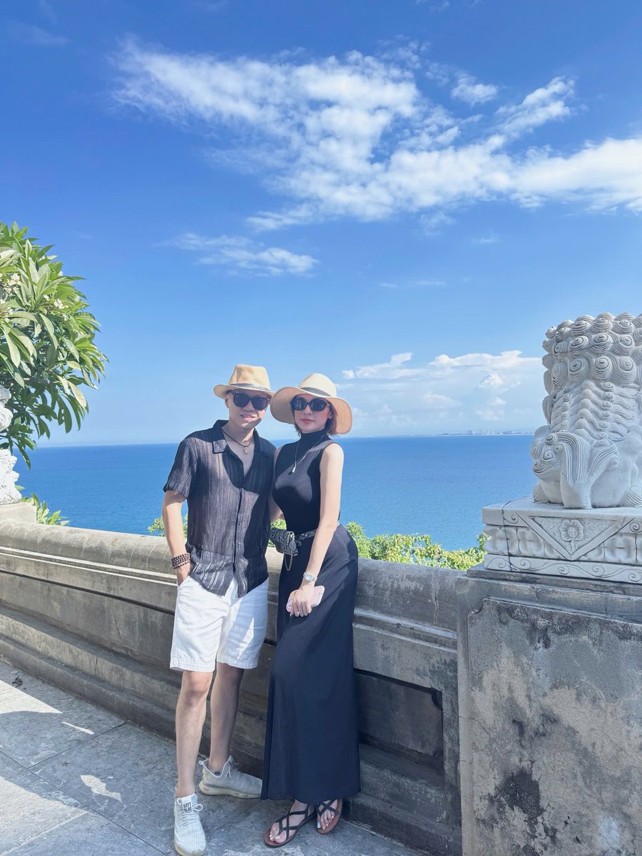 VC NguyenLe tweet media