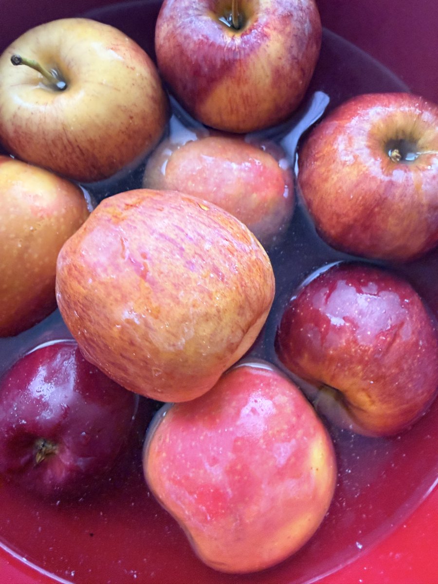 Hus4real.nft tweet media