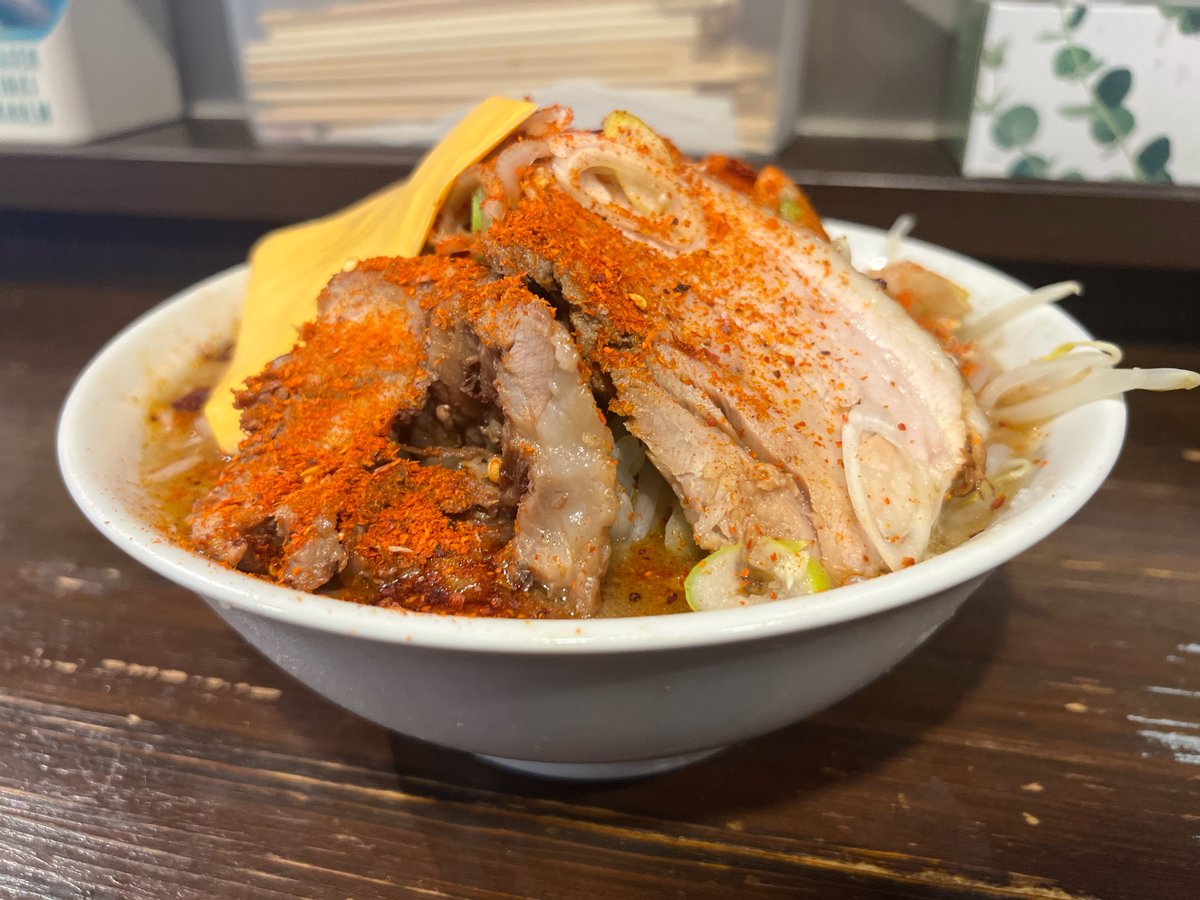 おはようございます！
1/30（金）本日昼夜営業です！
11:00〜14:00
18:00〜22:00

スパイシー❗️味噌❗️最終日‼️
スパイシーや味噌は
圧倒的にチーズとの相性が抜群です◎

早いもので1月の平日最終日！
新年1ヶ月頑張ったご褒美に！
1週間頑張ったご褒美に！
待ってます🔥🔥