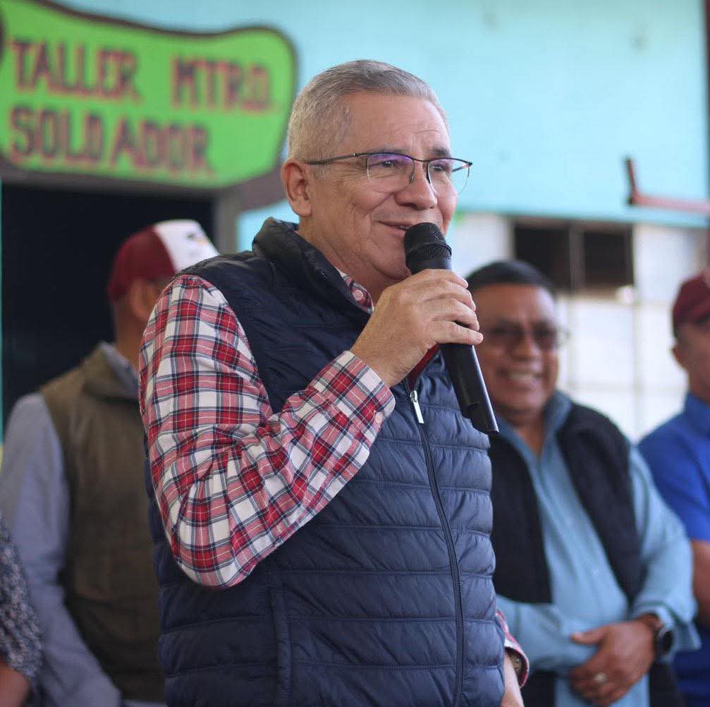 Después de su “jornada histórica” alguien a visto al hermano incómodo <a href="/noejaracruz/">Noe Jara Cruz</a> ? O fue tan cobarde de no asumir su responsabilidad ante los resultados en la capital que no favorecieron en nada al Gobernador y por eso no ha salido a dar la cara. <a href="/Caballer0DLN/">El Caballero de la Noche.</a> <a href="/ElMauroRiver/">Mauricio Rivera</a>