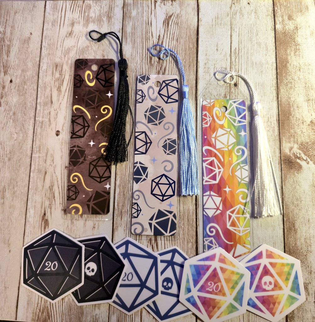 Mandabearcrafts's tweet photo. New items going up on my shop this weekend! I love how these turned out!

#dungeonsanddragons #dnd5e #ttrpg #gaming #readingcommunity #SmallBusinessSupport #haveagooodday https://t.co/pTlhFOrboq