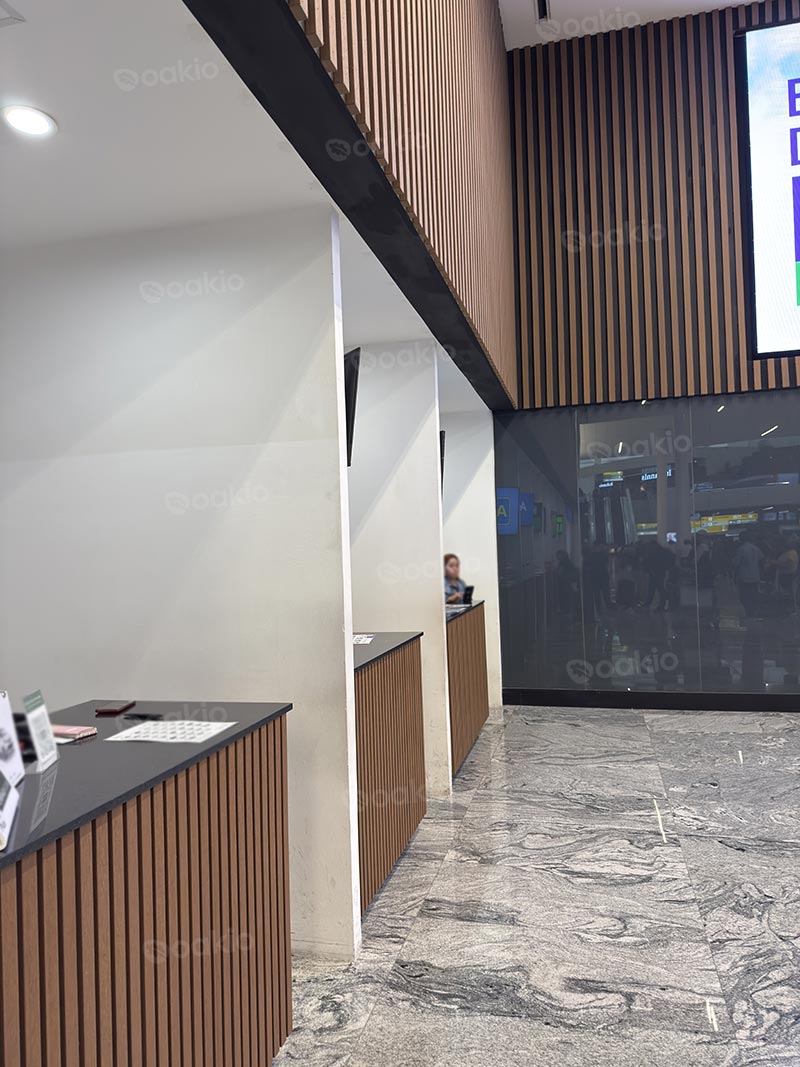 Design meets durability at the airport

Busy airport. Constant foot traffic, daily cleaning, and changing conditions.

For this project, #Oakio #WPC claddings were selected to bring a warm, wood-inspired finish while meeting the durability and maintenance needs.