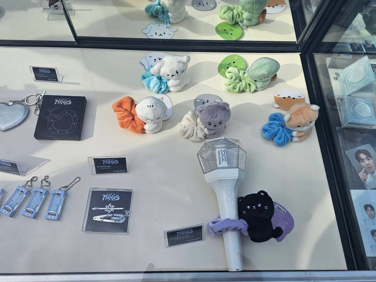 AboutMonstaYT's tweet image. 2026 MONSTA X WORLD TOUR: MERCH OFICIAL 💙

#몬스타엑스 #MONSTAX #MONSTA_X
#MONSTAX_THEX_NEXUS @OfficialMONSTAX