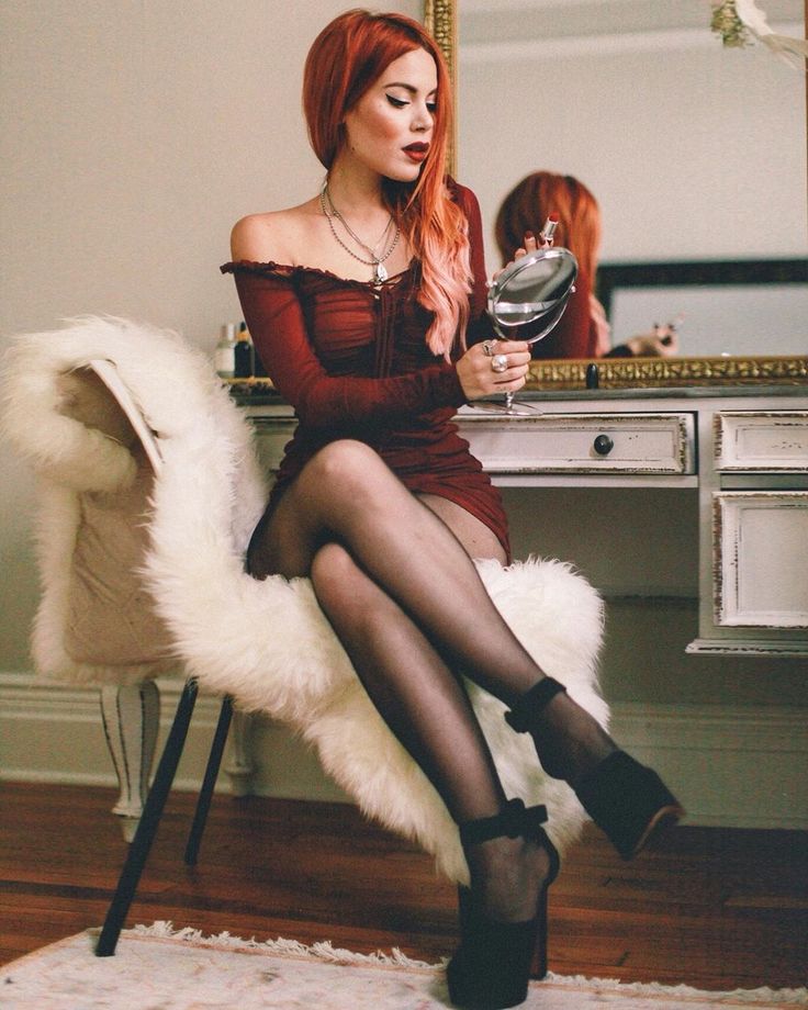 Anya "Scarlet" Hastings (@frightenedanya) on Twitter photo 