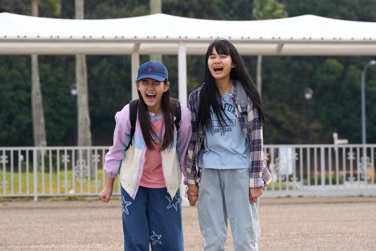 なんと！！
映画「未来」　劇中カットが解禁しました！

過酷な現実に飲み込まれそうになりながらも必死に生きる少女佐伯章子役で参加させていただきました。
登場人物がそれぞれ抱く感情が複雑に入り混じる様子が印象的です！
これからも色々情報がでるのでお楽しみに！
みなさんも劇場でご覧ください