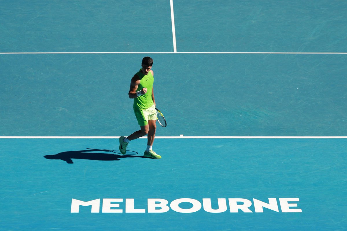 Within touching distance...

Alcaraz snatches the tiebreak 7-5, to get just one set away from the final.