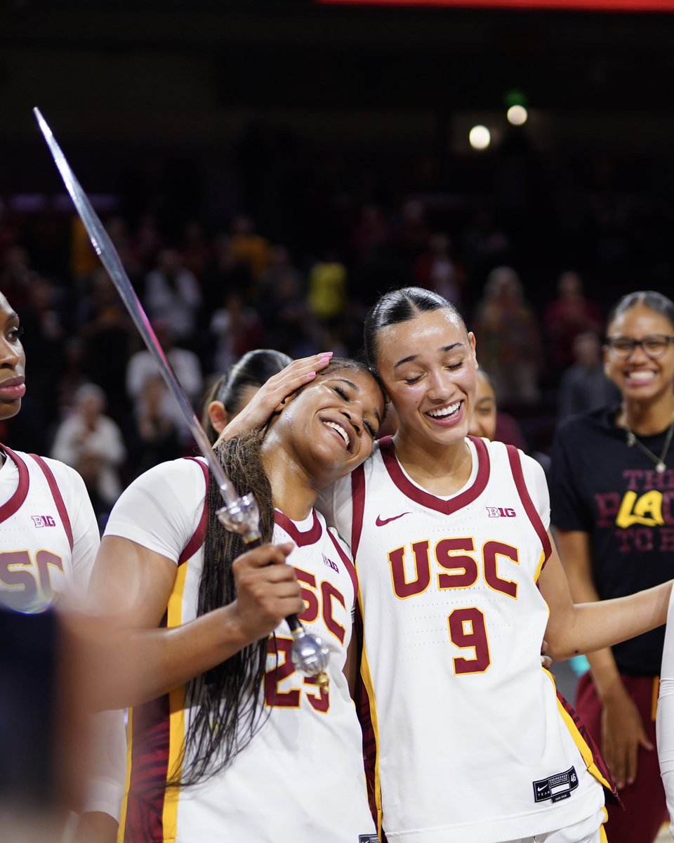 Sweet dreams Trojan Fam 😴✌️