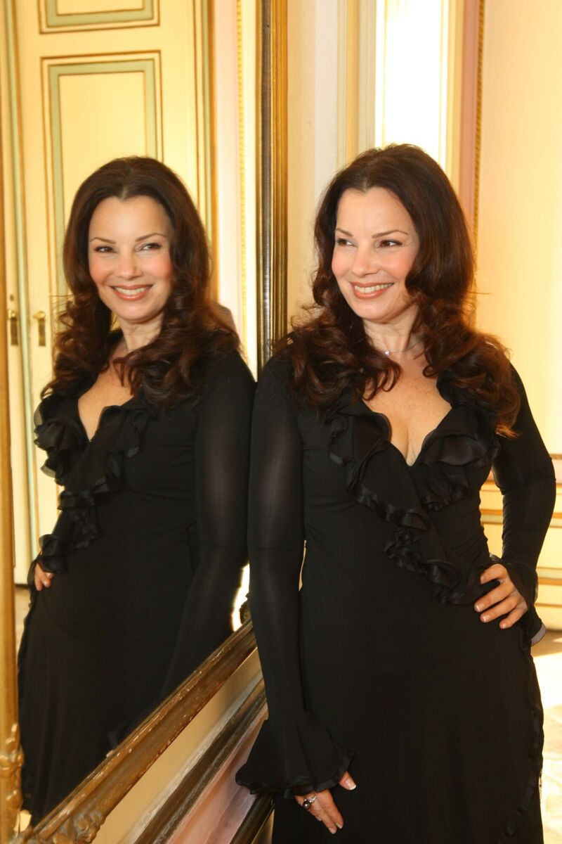 OppisCrown's tweet image. Die Lugners laden Nanny Fine zum Opernball ein. Wie wir alle wissen, Treppe kann sie. 😍 #opernball