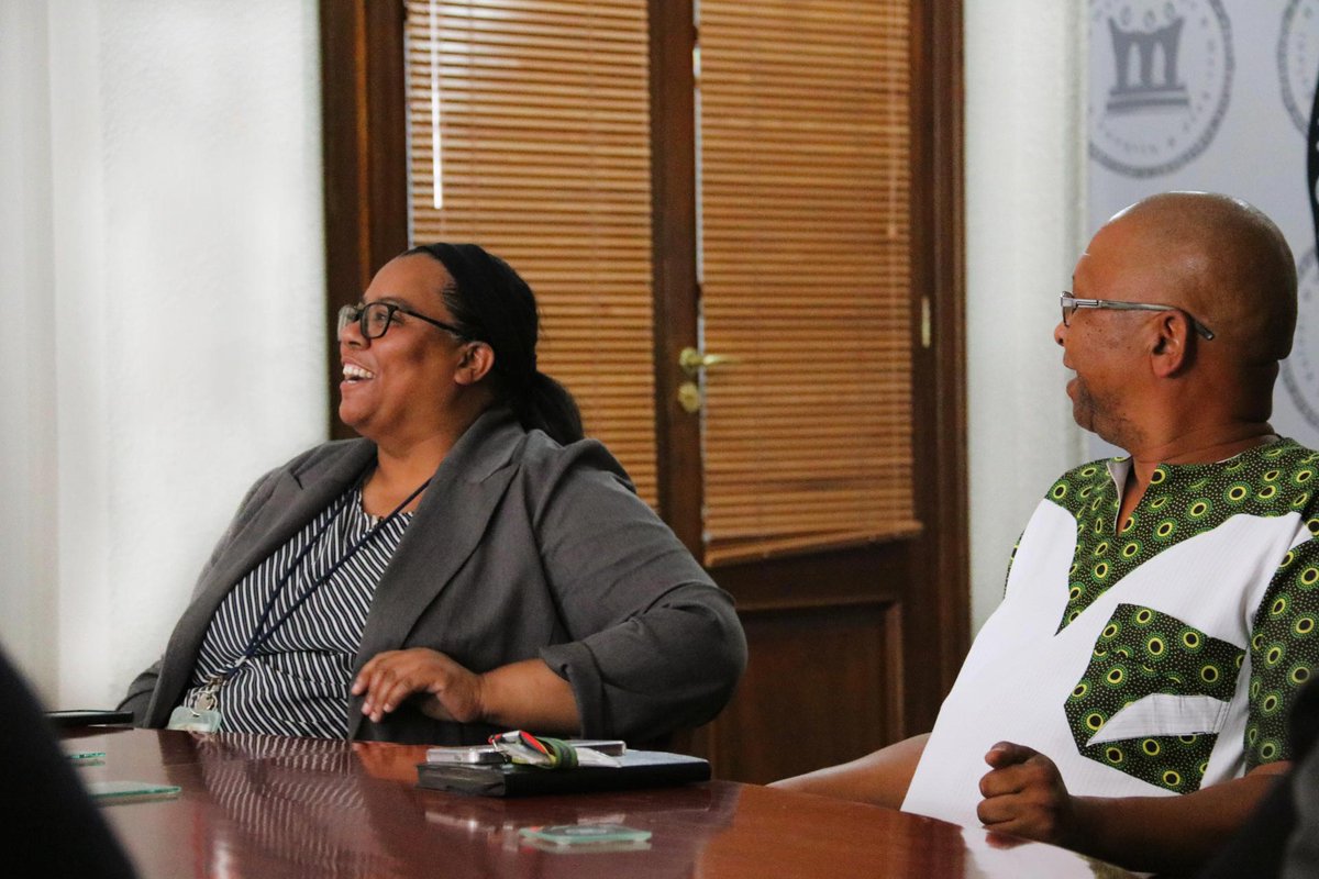 WCProvParl's tweet photo. Deputy Speaker Reagen Allen and the Secretary to the Provincial Parliament Ressida Begg, bid farewell to Ms Candice Morris from the ITDS Department and thank her for her years of service and contribution to the Western Cape Provincial Parliament. We wish her well in her future endeavours.