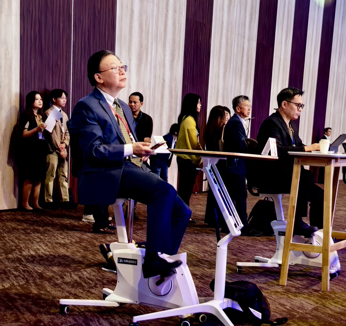 Ren Minghui 任明辉 tweet media