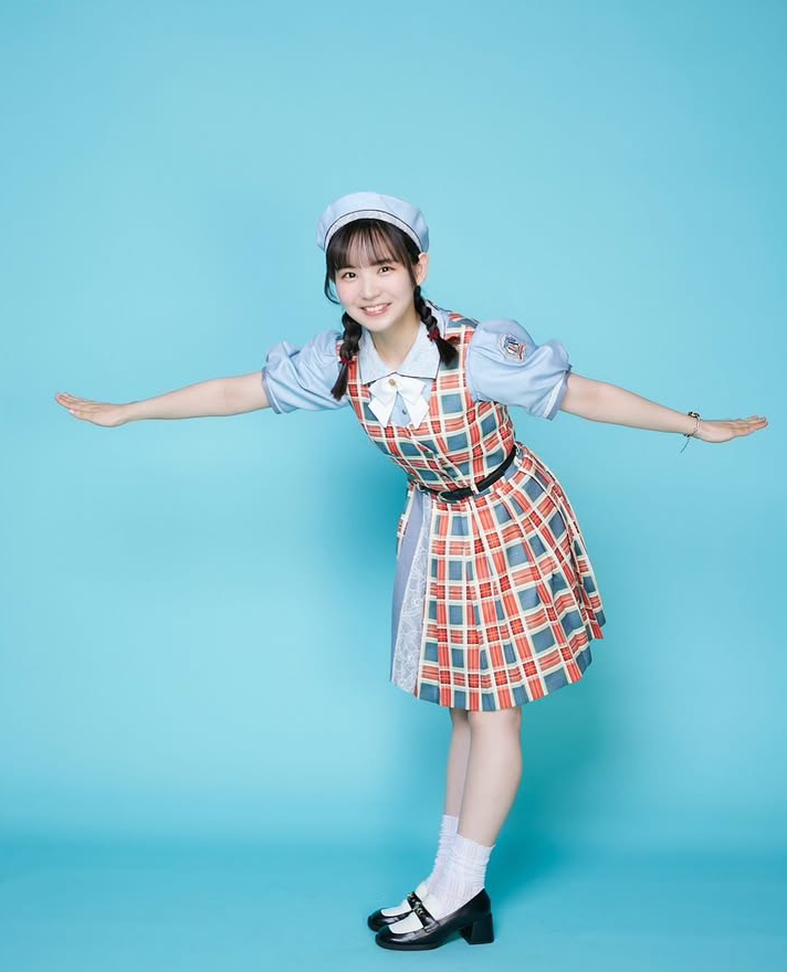 bigbody_team's tweet photo. あおいちゃん、お誕生日おめでとうございます🎉🎉

いつもとびっきりのニコニコ笑顔で活動してて、その笑顔にいつも癒されてます、ありがとう！
10代最後のこの一年も悔いなく楽しめるでらっくすな一年となるように願っています。

#安納蒼衣生誕祭2026 
#安納蒼衣
#僕が見たかった青空 https://t.co/vmXJraEomZ
