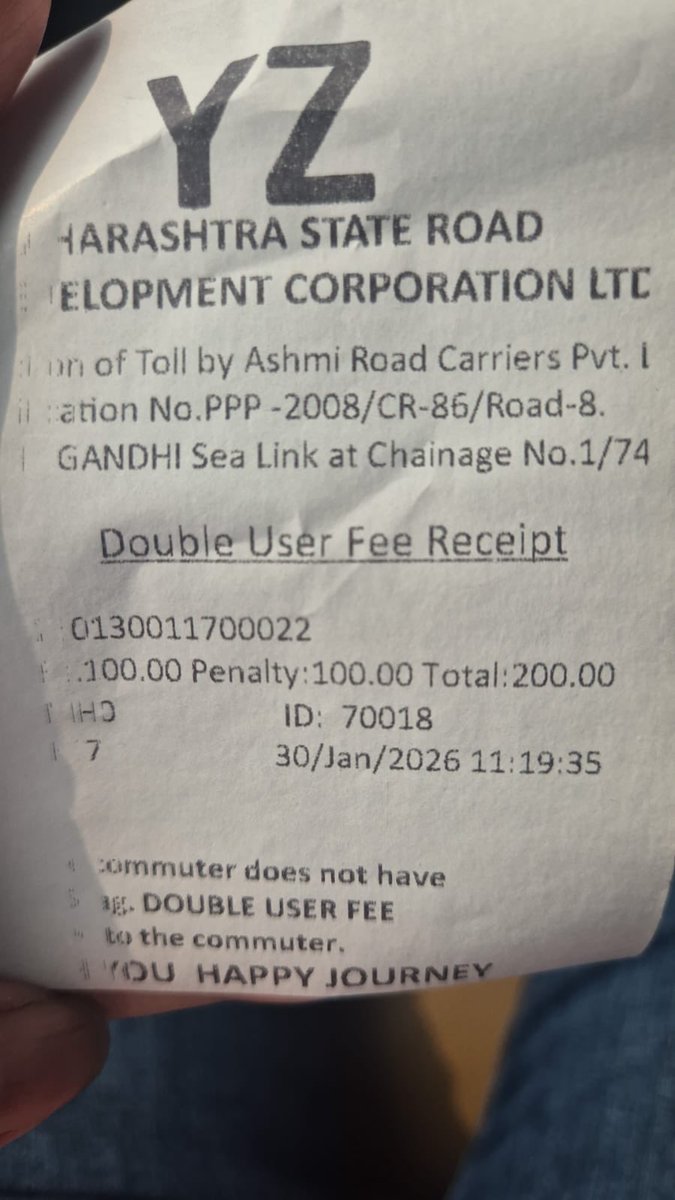This is violation of law of the land! Cash is still a legal tender and no one can be penalised for using cash <a href="/FinMinIndia/">Ministry of Finance</a> <a href="/PMOIndia/">PMO India</a> <a href="/RBI/">ReserveBankOfIndia</a> <a href="/msrtcofficial/">Maharashtra State Road Transport Corporation</a> <a href="/CMOMaharashtra/">CMO Maharashtra</a> 
#CashFriday