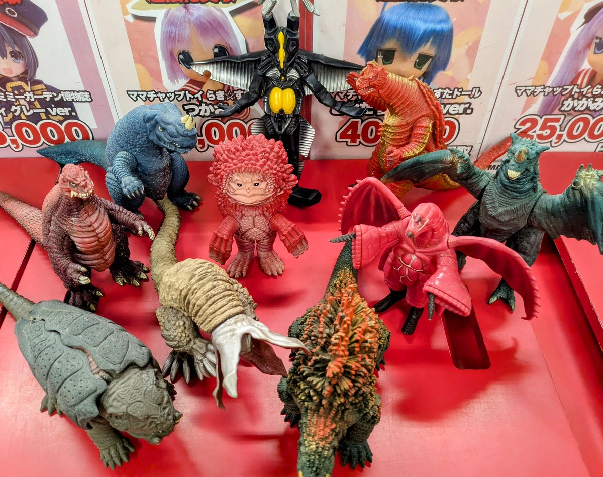 ウルトラマンパワード怪獣・宇宙人16体セット（色違いダダ含む）+