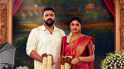 ahmed_aslam_'s tweet photo. A fun-filled entertainer with nonstop comedy and engaging drama 😂🔥

 Tharun Bhascker’s performance stands out 🔥

Eesha 🫡💥💥

 The climax is well executed 👌🏻🔥🔥

Overall a good family entertainer

4/5 ❤

#OmShantiShantiShantihi https://t.co/NL7TjQHeUK