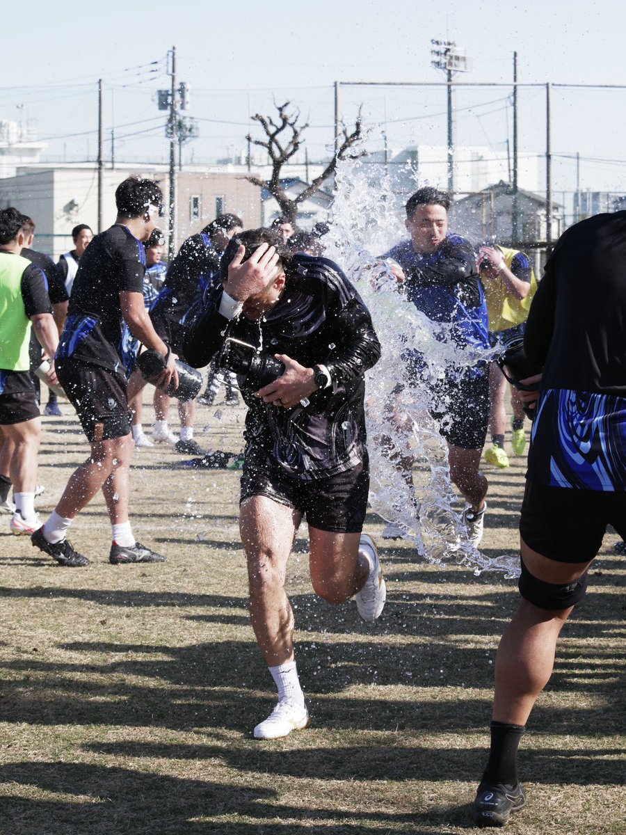 RICOH_BlackRams's tweet photo. 【TRAINING PHOTO】 
来週の #埼玉ワイルドナイツ 戦に向けて、バイウィーク中もトレーニングに励む選手たち🐏🔥
1年ぶりの駒沢開催🏟️
みんなで思い切り楽しみましょう🏴✨

🔗https://t.co/K8kgku7Lng

#BlackRamsTokyo #ブラックラムズ東京
#LeagueOne #リーグワン #世田谷区 https://t.co/mpg24An4EH