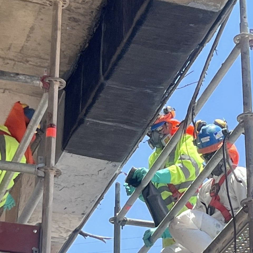 📢 Se informa que hasta el miércoles 4 de febrero se llevarán a cabo trabajos de reparación de viga Mantos Blancos, ubicada en km 1.404, sector poniente, de Ruta 5 Norte.
👉 El tránsito tendrá un bypass, de manera permanente, día y noche, teniendo los trabajos de 8:00 y 18:00