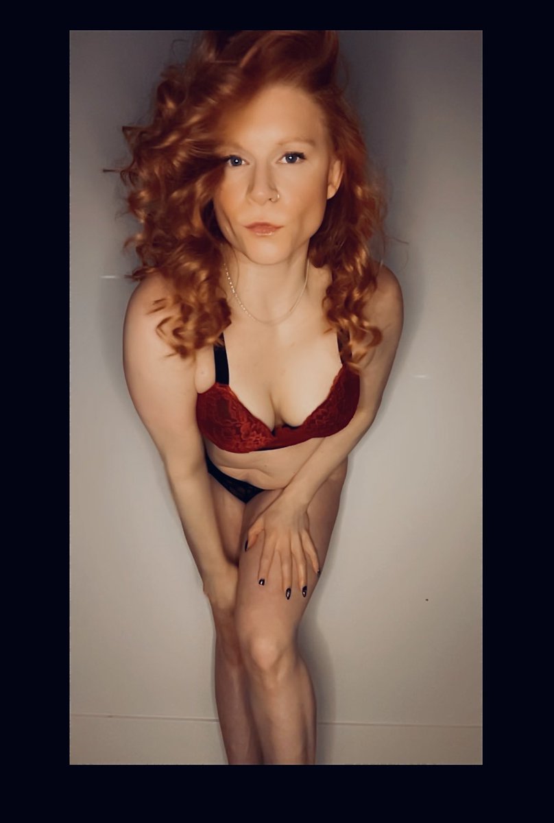iamlaylanight's tweet photo. Some people look.👀 
Some people appreciate. 😍
Some people understand the assignment. 💰 

Findom https://t.co/uLhdkpUalY