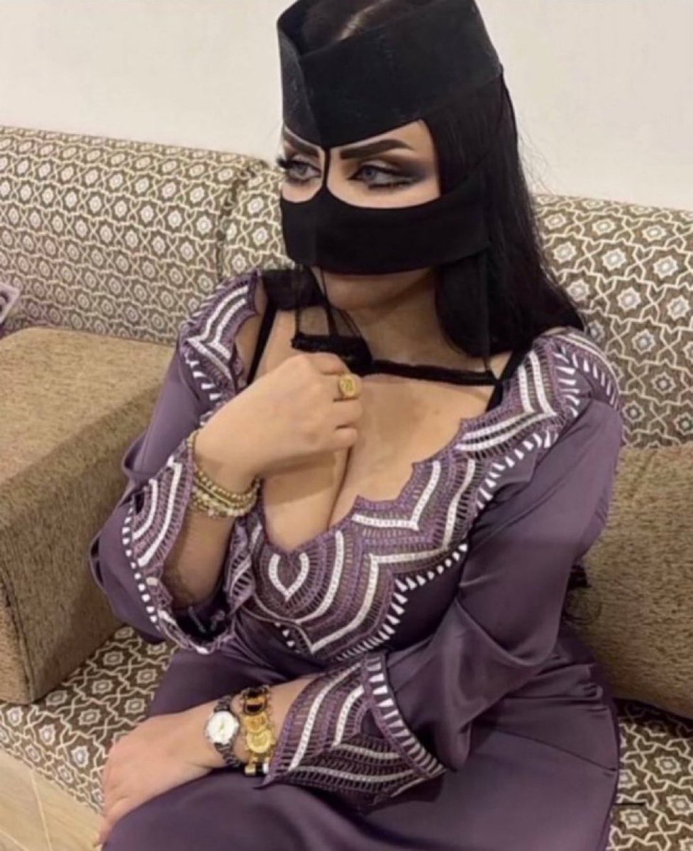 اكثر منظر يشوفه البدوي خط الصدر عند البدويه امه وهي جالسه مع نسيبه😵‍💫🐽
#ديوت_بدوي