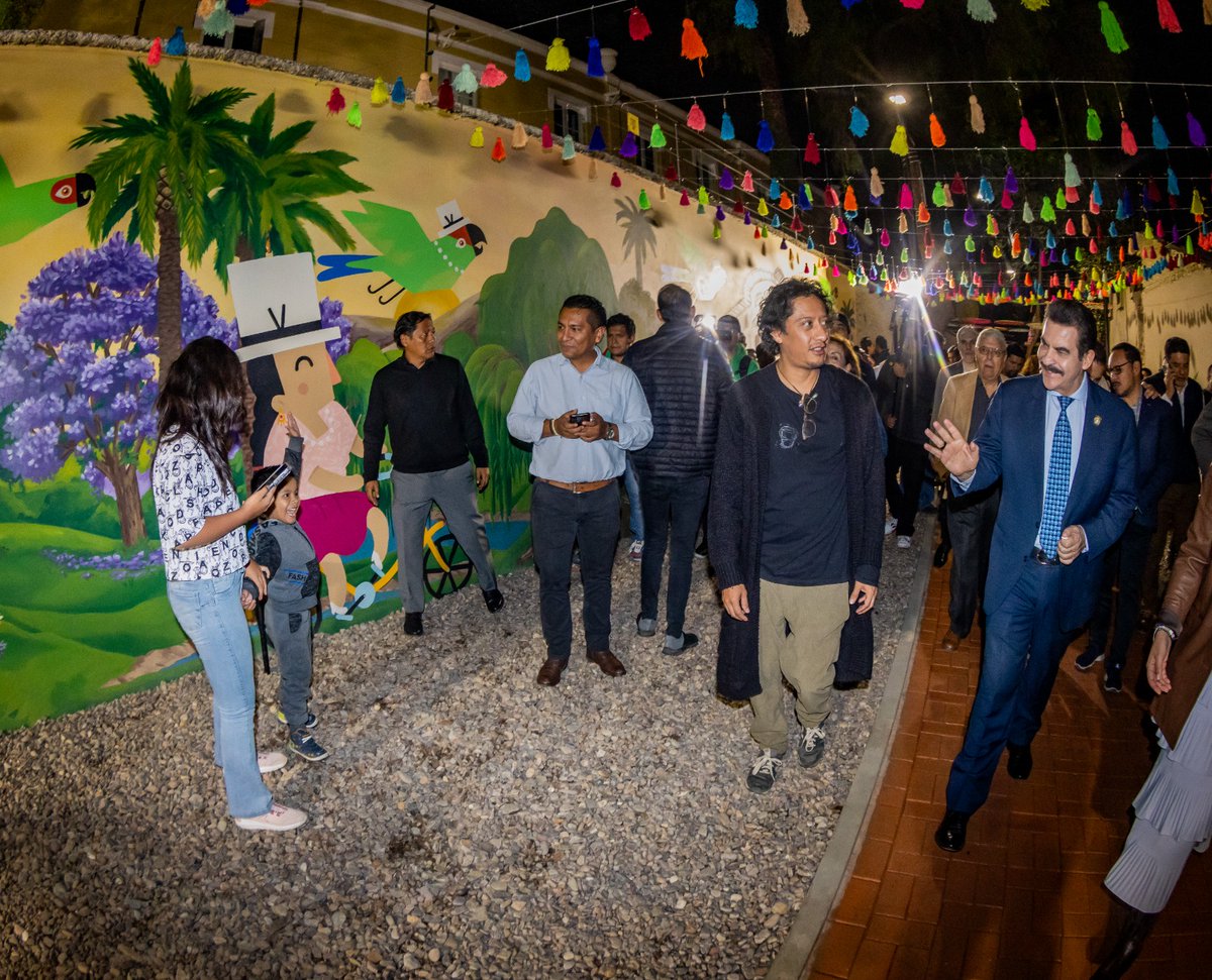 Manfred Reyes Villa tweet media