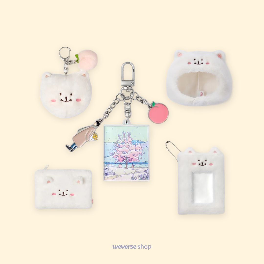 황민현 팬미팅 [도화원] 공식 상품 판매 안내

📢포토카드 세트, 키링, 파우치 등 팬미팅의 감동을 함께할 [도화원] 공식 상품 판매가 시작되었습니다.
지금 바로 #위버스샵 에서 만나보세요!💗

🗓️판매 기간 : 1월 30일(금) 11 AM ~ 재고 소진 시 (KST)
🛒#WeverseShop : go.weverse.io/qt3S/ftn48anq