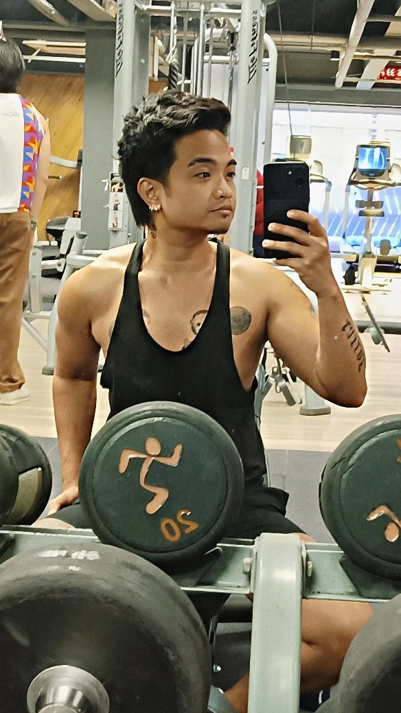 Amir 🔝 tweet media