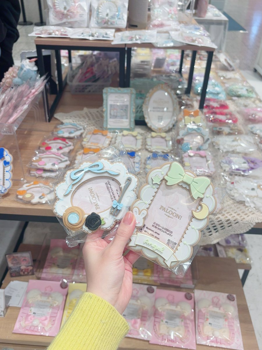 nail_popup's tweet photo. #手元の推し活まつり
📍なんばマルイ 1F

本日もオープンしました🙌🏻🤍
トレカケース、ぬい服、ネイルチップたくさんご用意しています☺️🌷

🗓️1/28(水)〜2/3(火)
🕐11:00〜20:00 ※最終日は17時まで https://t.co/U4aqF4xMLy