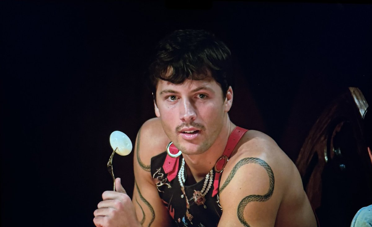 RyanJohn___'s tweet photo. Everyone fighting over who gets to drink the antidote, meanwhile my guy Rob just housing a whole egg #TheTraitors #TheTraitorsUS https://t.co/IDhv7dpbjo