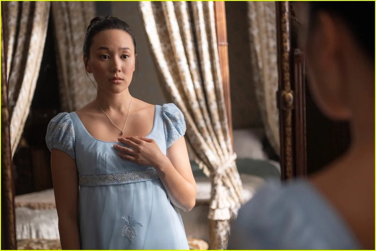 #BridgertonS4 #Bridgerton 

สำหรับสิ่งที่น่าสนใจมันไม่ใช่แค่รักต่างฐานะ เจ้านาย-คนใช้ แต่มันเป็นเหมือนการสำรวจ ระบบฟันเฟือง‘ พวกคนงาน คนใช้ภายในบ้าน ว่าต่อให้พวกเขาจะดูเป็นคนตัวเล็กตัวน้อยแค่ไหนแต่กลับเป็นระบบฟันเฟืองที่สำคัญที่ทำให้สังคมเดินเดินหน้าต่อ

ชอบคำว่า มาสงครามสาวใช้‘