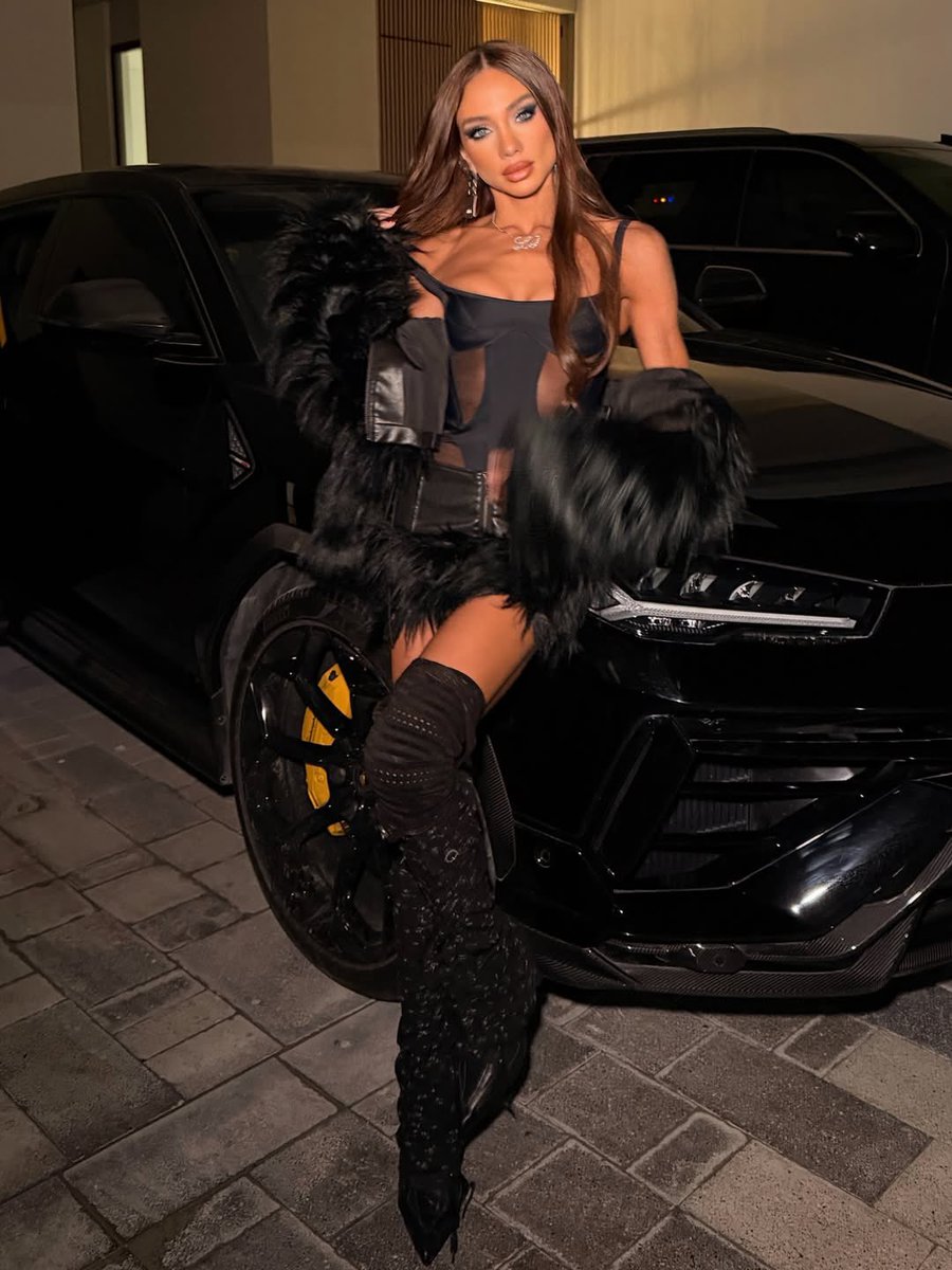 A night with Don Julio 🖤🥃 #YRR #1942