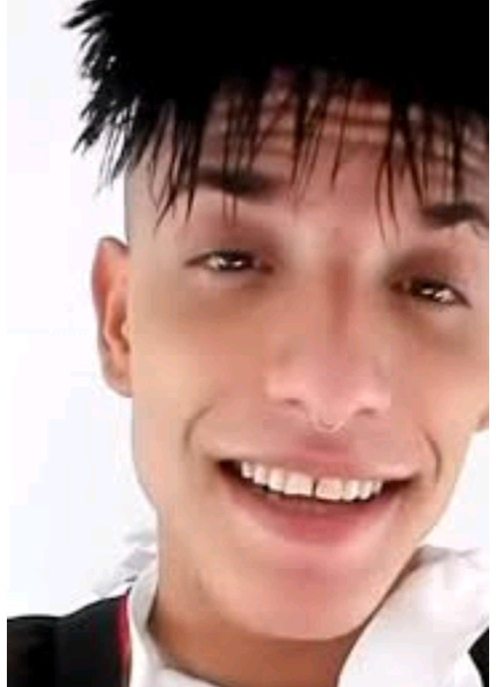 NOTA INFORMATIVA 🔴

La Termoeléctrica Antonio Guiteras acaba de entrar nuevamente al sistema, el revolucionario cantante de reparto concido como "El Bebecito" se dirigió esta tarde hasta las calderas y le hizo un amarre a la pieza.