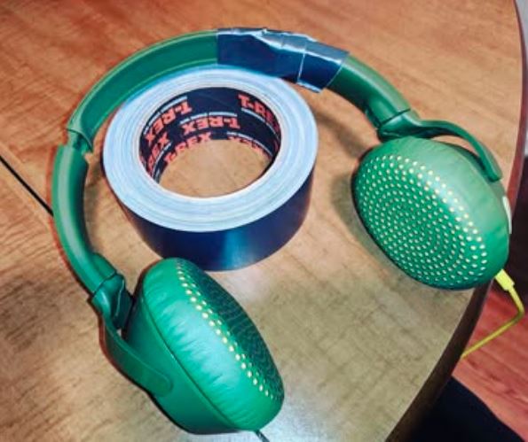 thesoundfix's tweet photo. 🎧 Comfort meets sound! Replace your worn-out Skullcandy Crusher Wireless headband and get back to pain-free listening on the go. No more choosing between music and comfort. 🔊✨ 

👉https://t.co/GZiIaK4agZ 

#skullcandy #crusherwireless #headphonerepair #replacementparts https://t.co/v7TefDdXXS