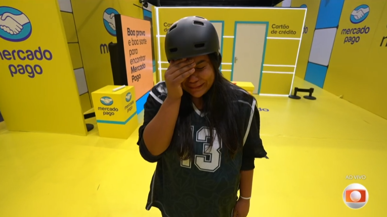 centralreality's tweet image. Chaiany chora após esquecer o bastão. #BBB26