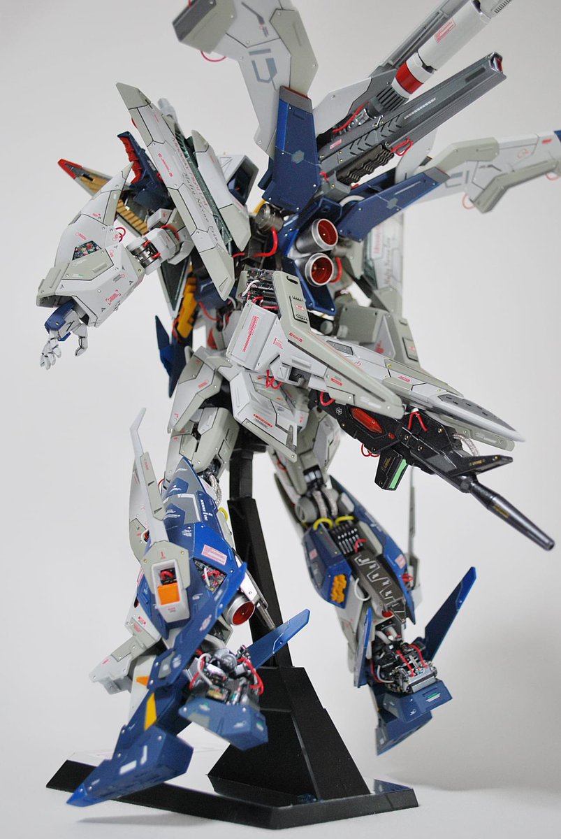 #閃光のハサウェイ

キルケーの魔女版はこんなクスィーになってたりして〜爆😅