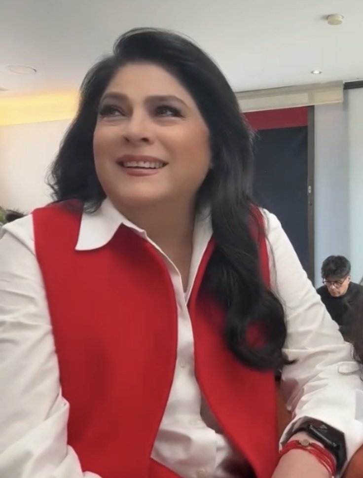 AndreBea7's tweet image. Lo hermosa, espectacular y feliz q se la ve 😍 AMO AMO AMOOOO