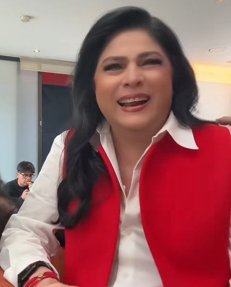 AndreBea7's tweet image. Lo hermosa, espectacular y feliz q se la ve 😍 AMO AMO AMOOOO