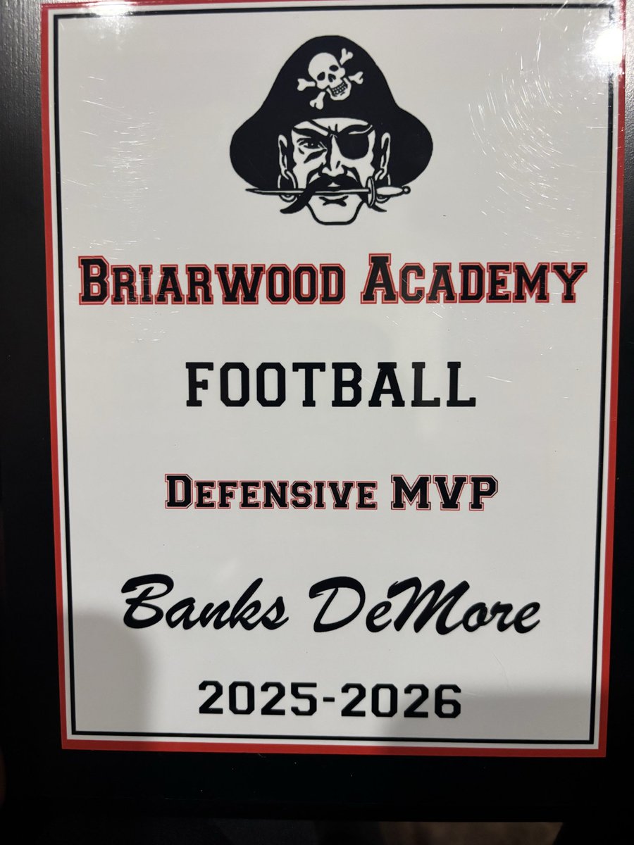 Banks Demore tweet media