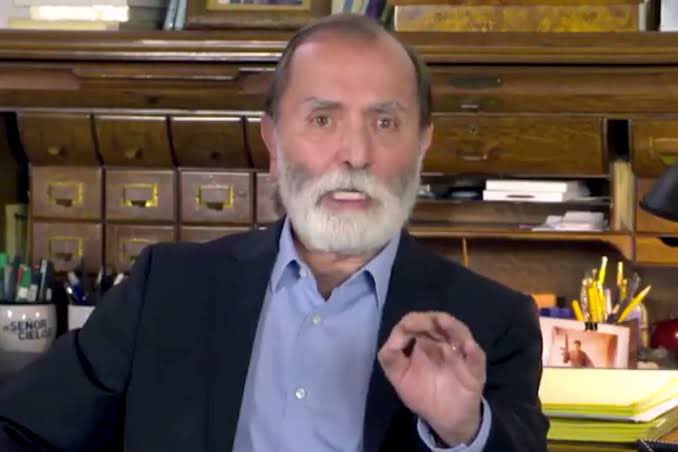 Ahora que <a href="/RicardoBSalinas/">Don Ricardo Salinas Pliego</a> está en su proceso de pago, supongo que los voceros y propagandistas de la “transformación” le exigirán a <a href="/epigmenioibarra/">epigmenio ibarra</a> que haga lo propio, ¿verdad?