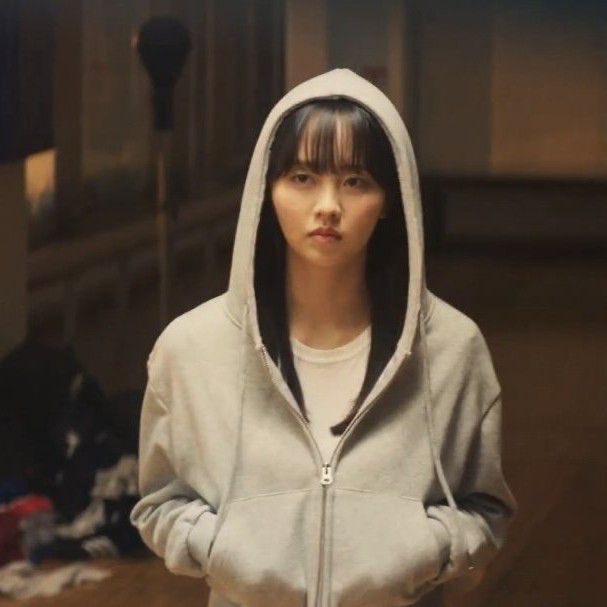 gdbwto's tweet photo. Im so sorry, but this pict remind me of Ji Hanna https://t.co/CiLtpH0Sql