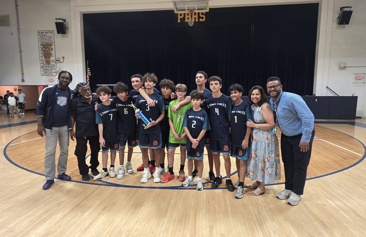 Lyons Creek Middle School tweet media