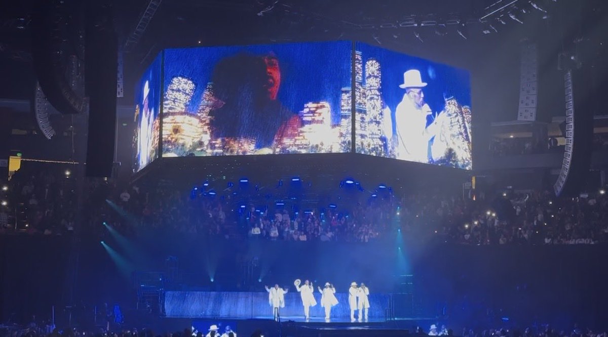 TamayaLee's tweet photo. @NewEdition Thank you for the most incredible concert last night!  All of you are so talented.  God bless you! https://t.co/9Z3NNan956