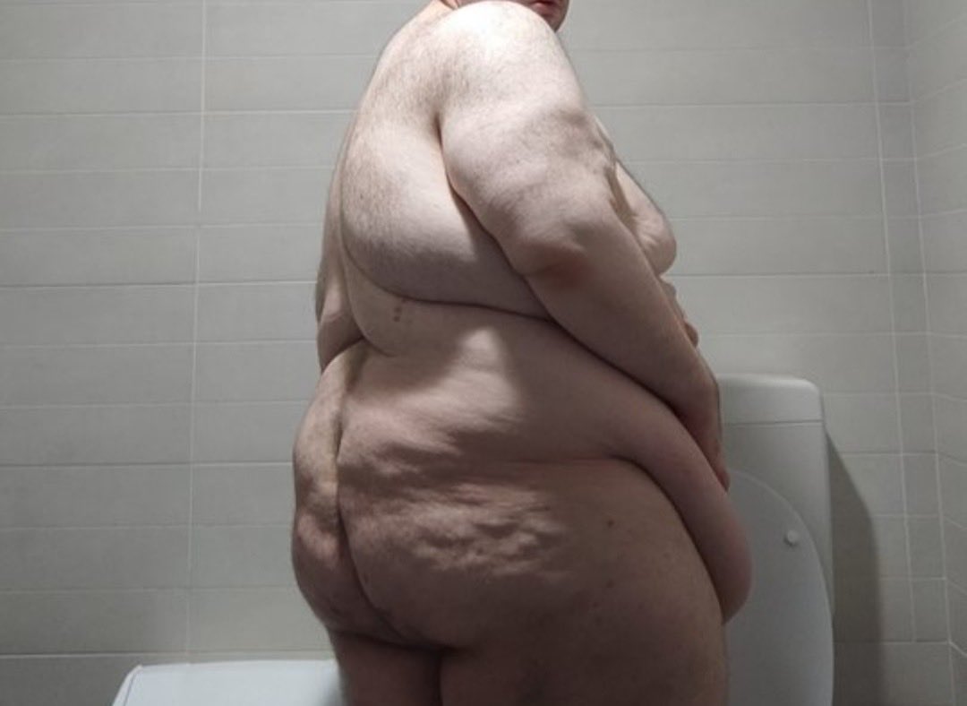 xbeautifulmessx.bsky.social (@xbeautifulmessx) on Twitter photo 