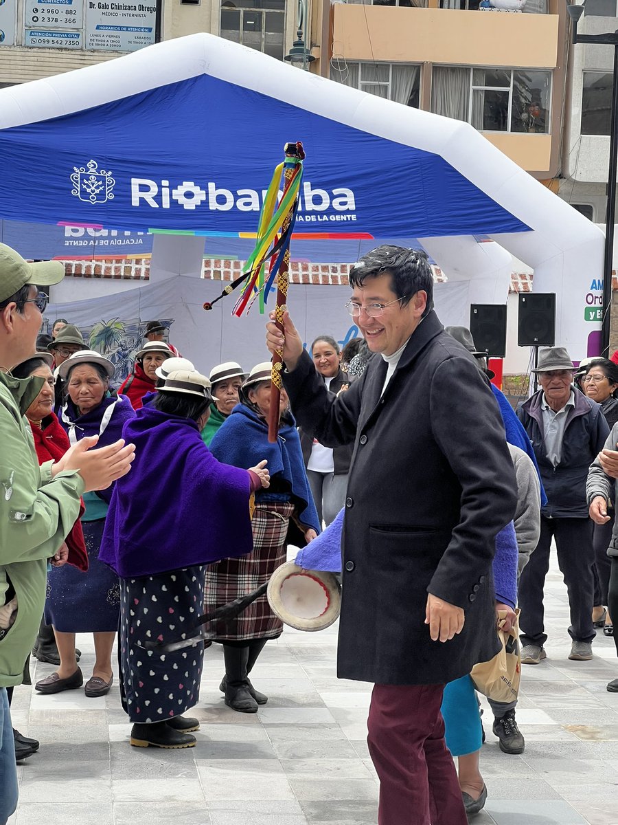 riobamba's tweet photo. 🎊 Lanzamos nuestra Agenda de #Carnaval 🎭
Color, música, emprendedores y la alegría de nuestras parroquias rurales.
¡La fiesta ya empezó!

Viva el carnaval https://t.co/47yPHRJDKE