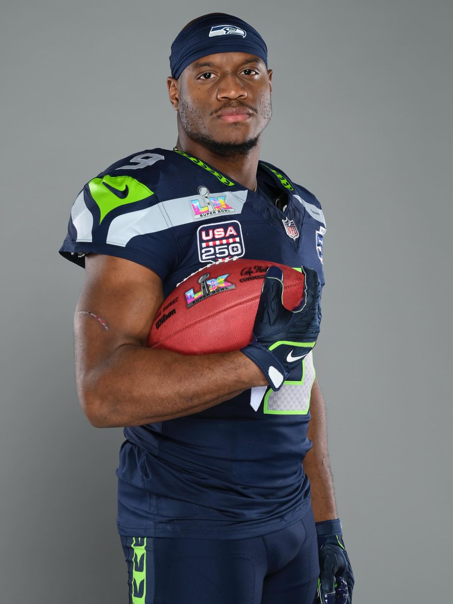 SamiOnTap's tweet photo. I am just ready to see the Seahawks get their revenge in the blue uniforms.

0-2 so far in the Super Bowl (blue), going to get our first SB win in them this time 😤 https://t.co/Oq3YazUDZ0