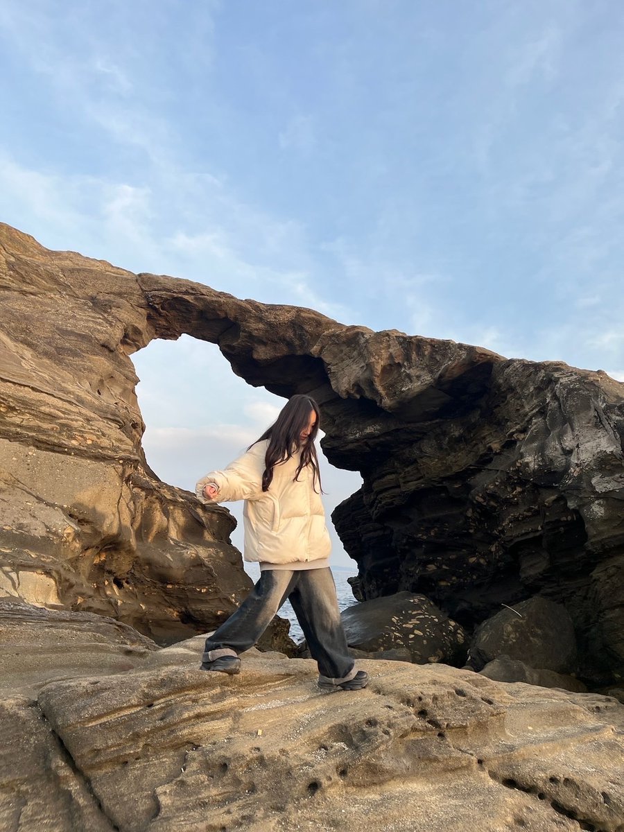 1/30

あかり　　20-23:30
りほ　　　20-23:30
あちゃん　20-23:45
レイ　　　23:30-06
にこ　　　23:30-08
ゆな　　　00-08
そら　　　01-06

お待ちしております✨
#新宿二丁目 #LGBT #LGBTQ  #レズビアン #ミックスバー #ビアンバー #セクマイ #セクマイさんと繋がりたい