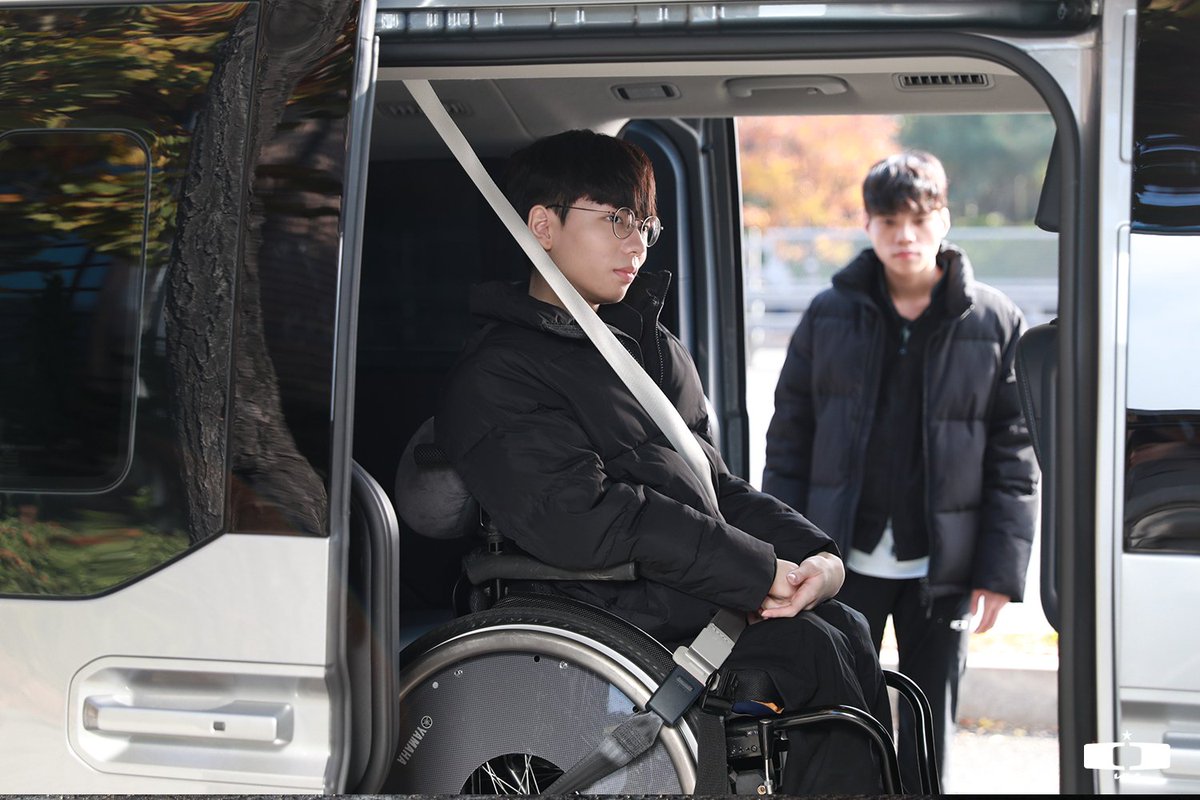 DplusKia's tweet photo. 한계없는 세상, 더 넓은 세상과 마주하다. 
The Kia PV5 WAV와 함께한 Dplus Kia의 한계없는 이야기.
 
The boundless journey: Dplus Kia X Kia PV5 WAV.
 
📺https://t.co/Gt8N8JUp3y
 
#기아 #Kia #TheKiaPV5WAV #DplusKia https://t.co/962qAh3YoW